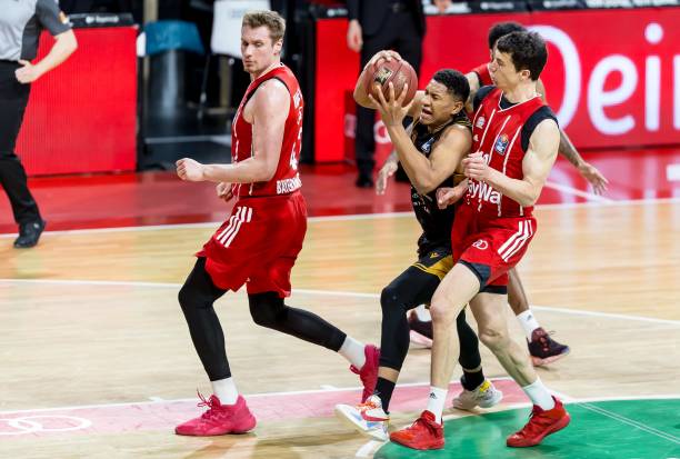 小组赛都至 小组赛都至