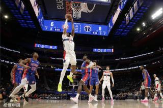 坚持不懈的 坚持不懈的